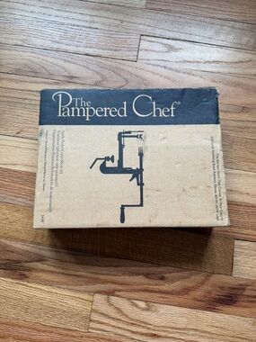 Pampered Chef Apple Peeler/Slicer/Corer